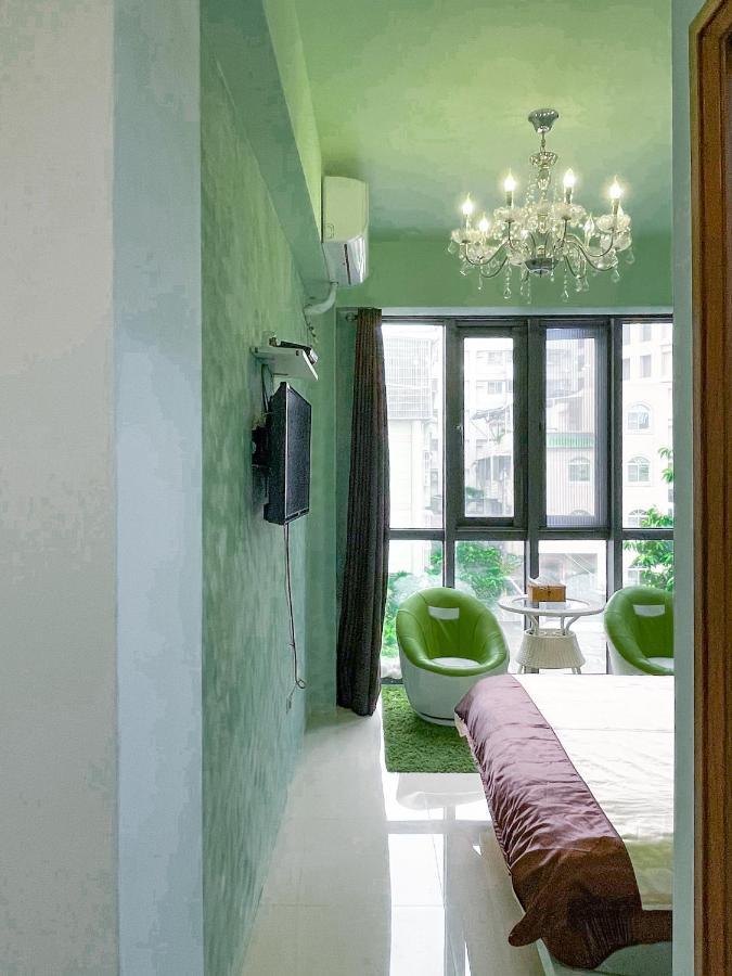 Kaohsiung Raifong Corner Homestay Kültér fotó