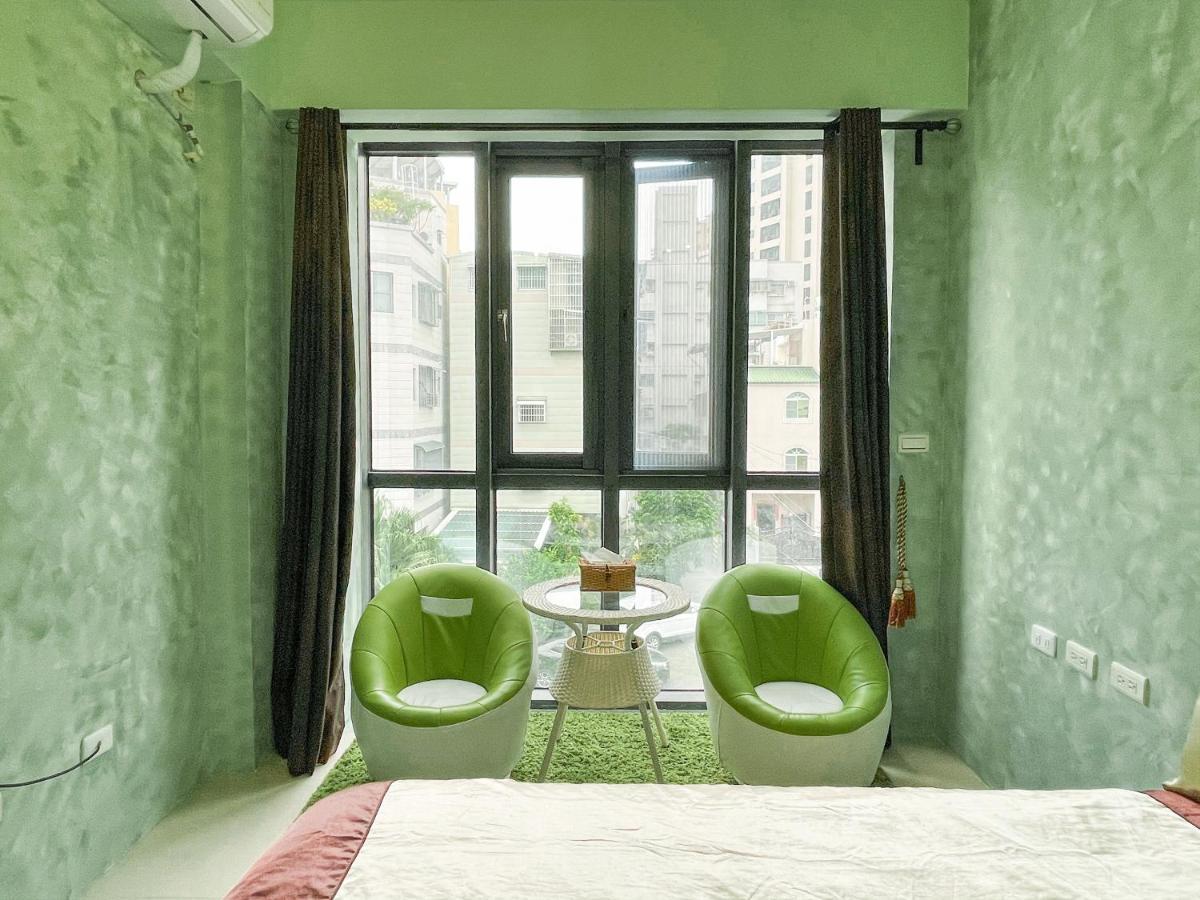 Kaohsiung Raifong Corner Homestay Kültér fotó