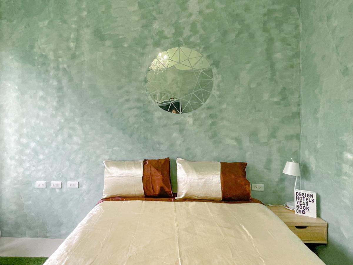 Kaohsiung Raifong Corner Homestay Kültér fotó