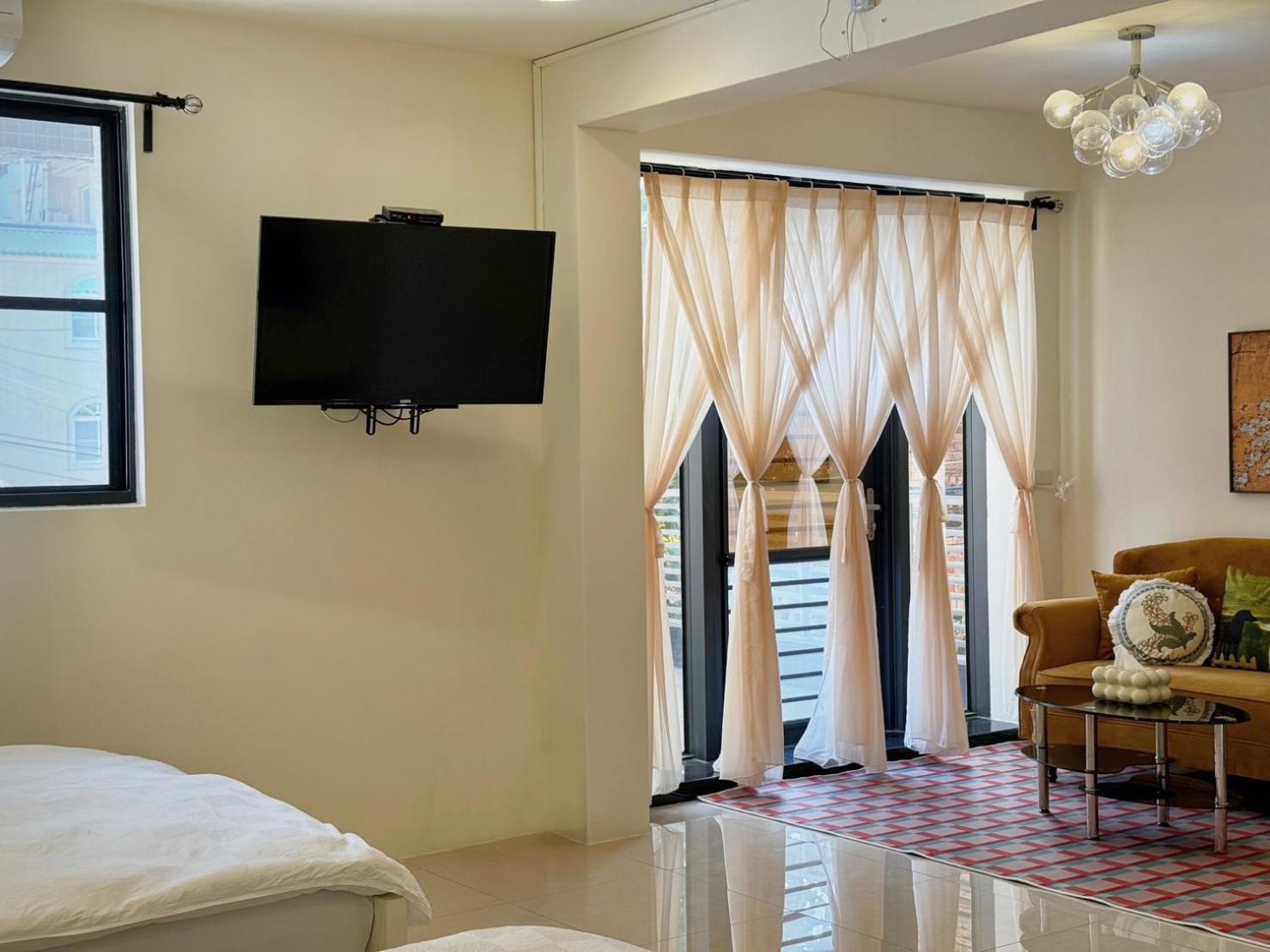 Kaohsiung Raifong Corner Homestay Kültér fotó