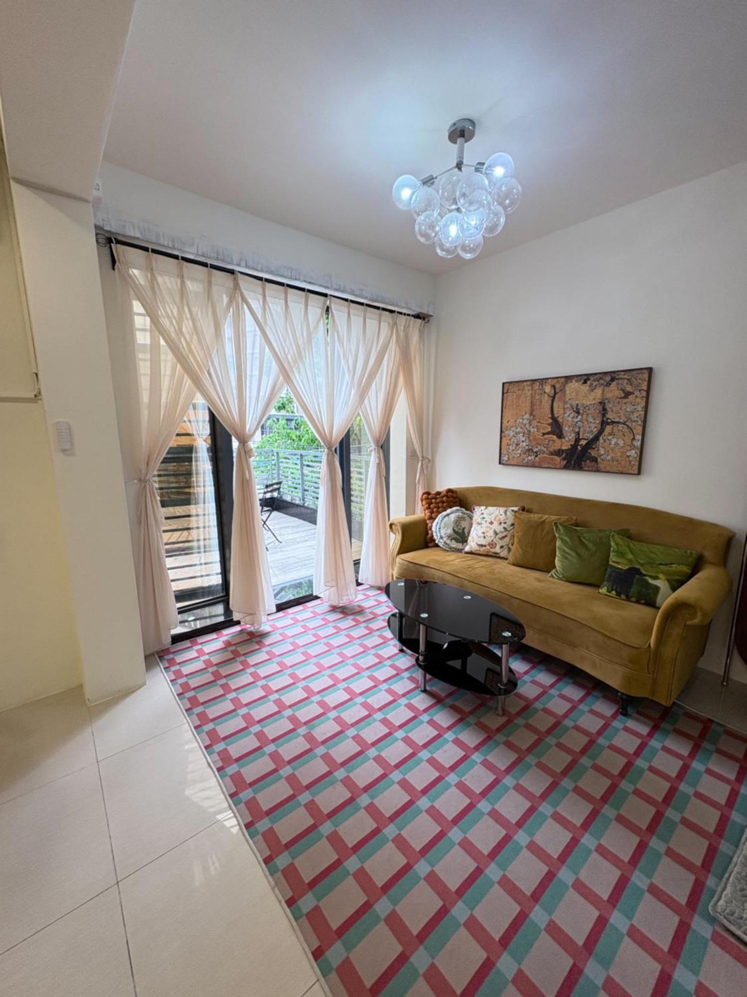 Kaohsiung Raifong Corner Homestay Kültér fotó