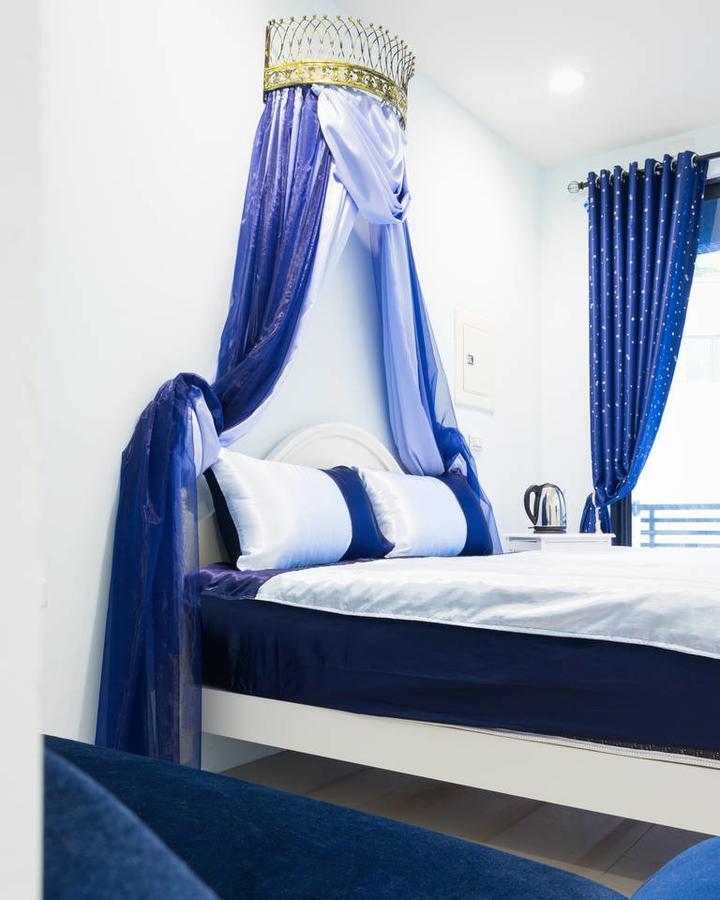 Kaohsiung Raifong Corner Homestay Kültér fotó